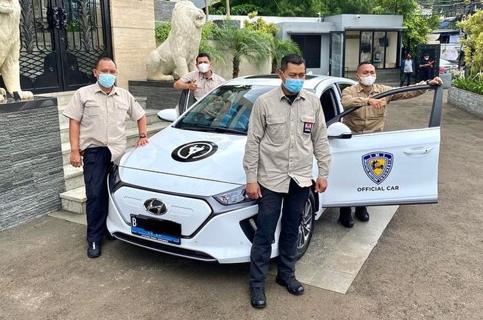 Mobil listrik Hyundai IONIQ dijadikan official car Ikatan Motor Indonesia, begini tanggapan Hyundai.