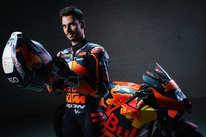 Pembalap tim Red Bull KTM Factory Racing, Miguel Oliveira 