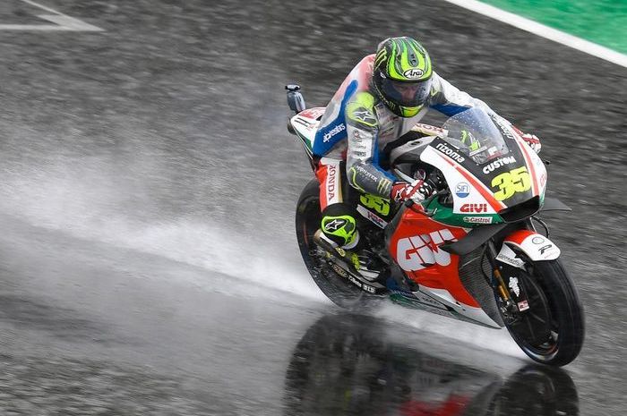genangan air sangat berisiko bila balapan MotoGP Inggris 2018 kala itu dipaksakan untuk digelar