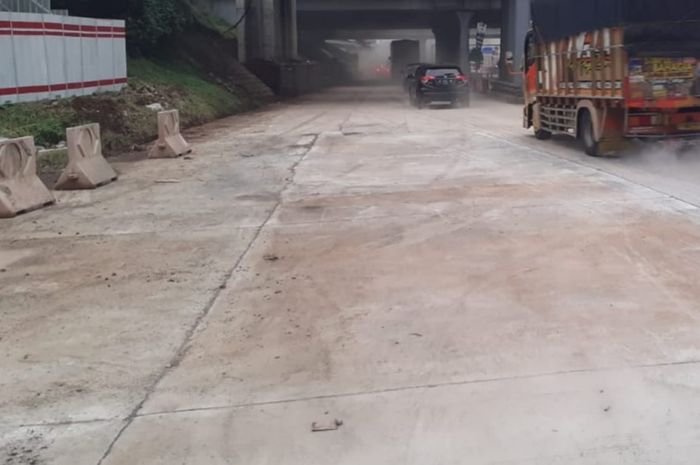 pekerjaan rekonstruksi tahap 1 pada Simpang Susun Cikunir yang selesai hari ini