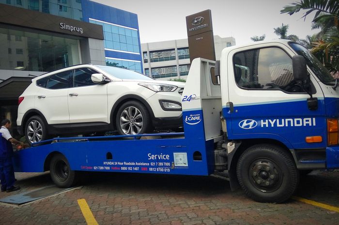 Ilustrasi towing mobil Hyundai 