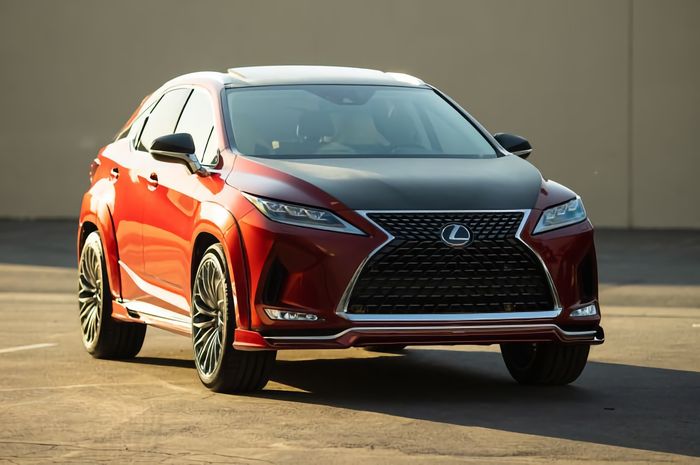 Tampang Lexus RX V8 ini tidak berubah drastis