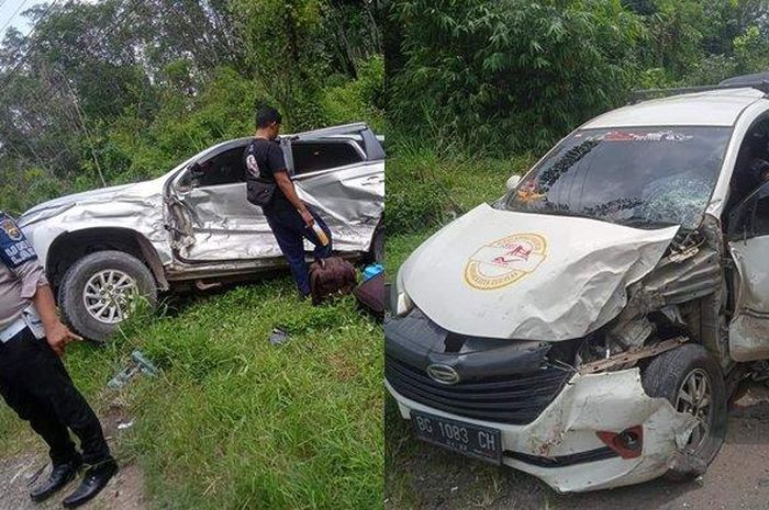 Mitsubishi Pajero Sport dan Daihatsu Xenia yang terlibat kecelakaan di Jl Jenderal Sudirman, Cambai, Prabumulih, Sumatera Selatan, (11/3/21)