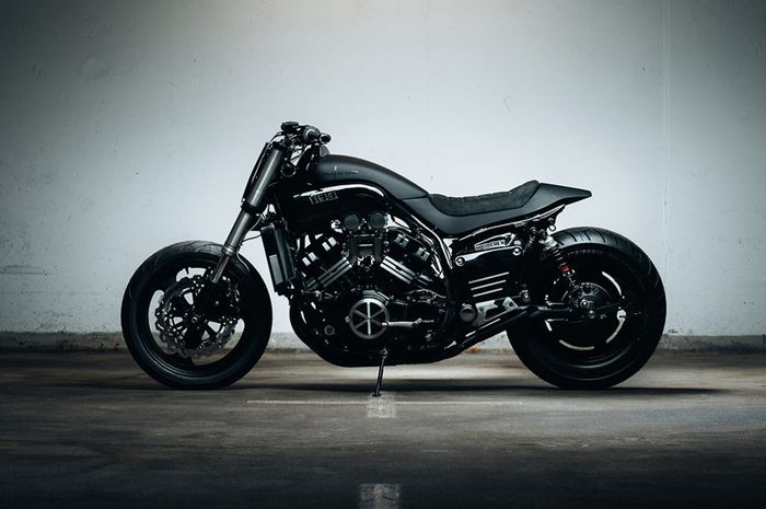 Yamaha V-MAX urban tracker