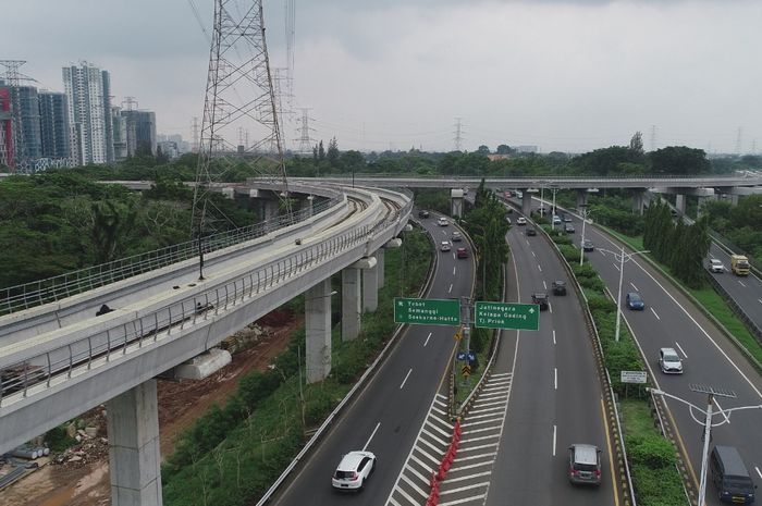 Pekerjaan perbaikan dan perkuatan element struktur Simpang Susun (SS) Cawang, tepatnya di Jembatan Cawang 5, 6, dan 10