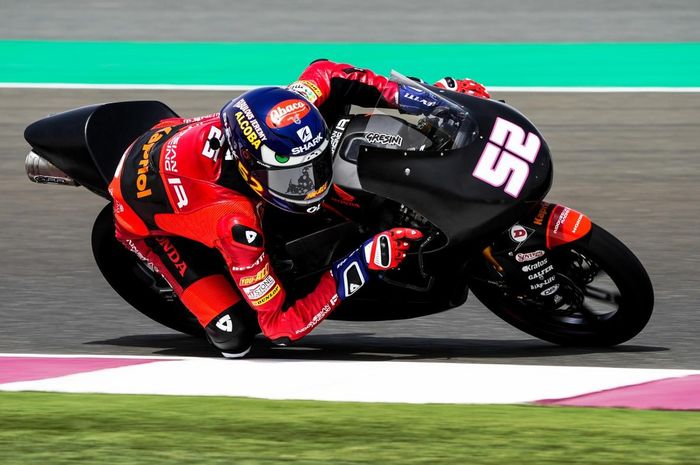 Gabriel Rodrigo bawa Indonesian Racing Gresini Moto3 masuk 5 besar hari pertama tes pramusim Moto3 2021 Qatar, pembalap Indonesia Andi Gilang menempati posisi ke-21