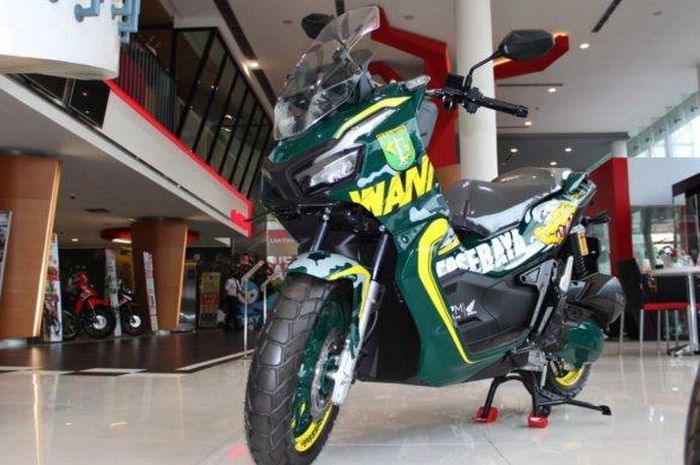 Tampilan Honda ADV150 Modif Persebaya.  