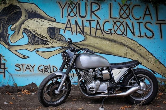 Suzuki GS850 brat tracker