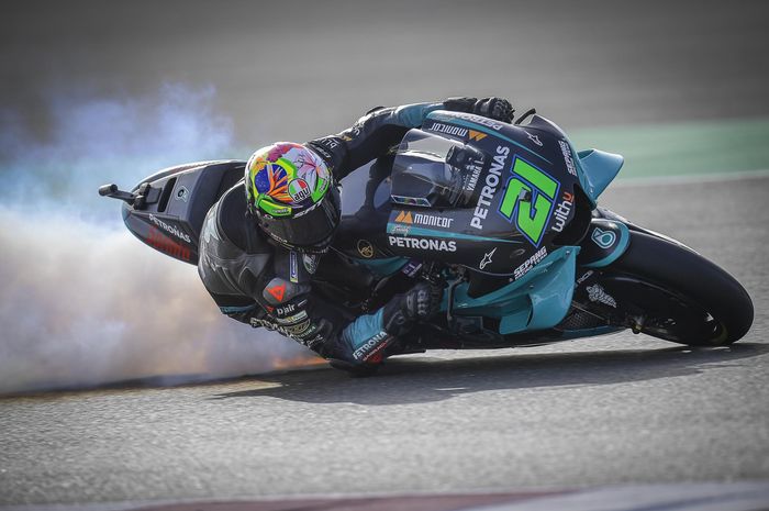 Motor Franco Morbidelli ngebul di FP1 MotoGP Doha 2021
