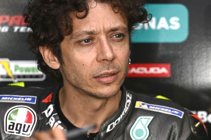 Valentino Rossi akan memulai balapan MotoGP Doha di sirkuit Losail dari starting grid ke-21. 