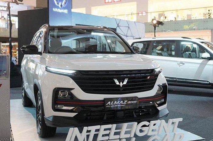 Wuling Almaz RS