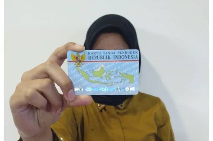 Bantuan Rp 600 ribu dan beras 10 kg diberikan bulan Juli ini, masukkan nama lengkap sesuai KTP.