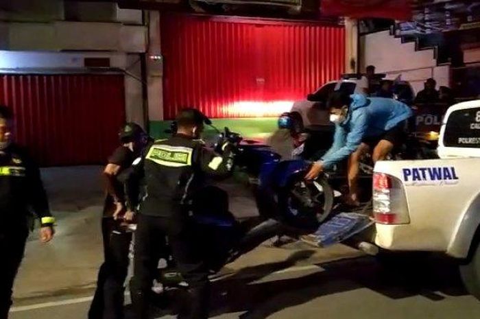 Polresta Samarinda mengamankan belasan motor yang terlibat balap liar