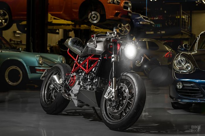 Ducati Monster S4RS cafe racer 