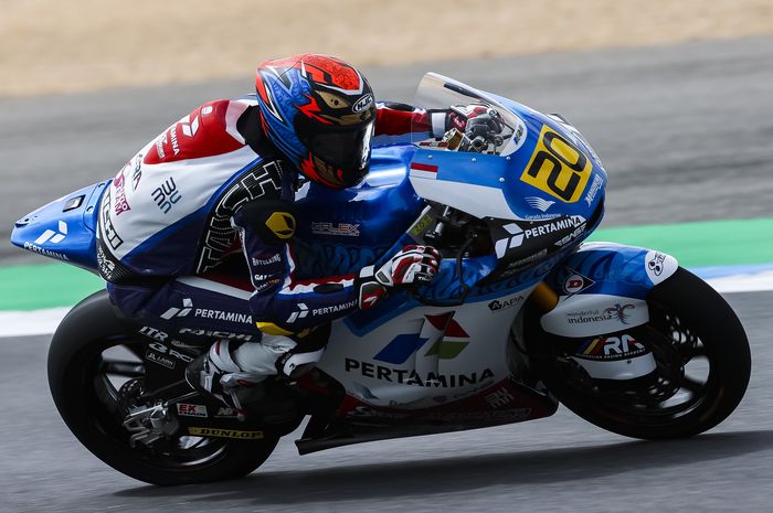 Sempat geger di media sosial, Mandalika Racing team Indonesia (MRTI) akhirnya lunasi utang pada pembalap mereka yaitu Dimas Ekky Pratama.