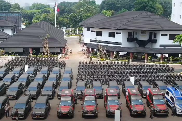 Penyerahan langsung 547 kendaraan dinas untuk Satuan TNI Angkatan Darat