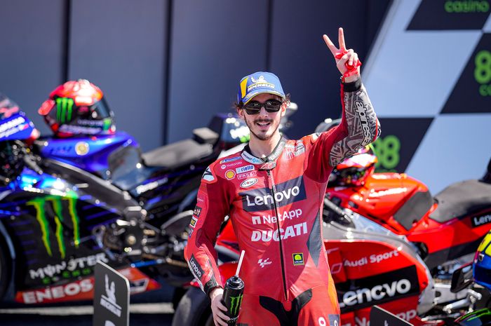 Untuk pertama kali dalam kariernya di MotoGP, Francesco Bagnaia amankan peringkat pertama klasemen sementara. 