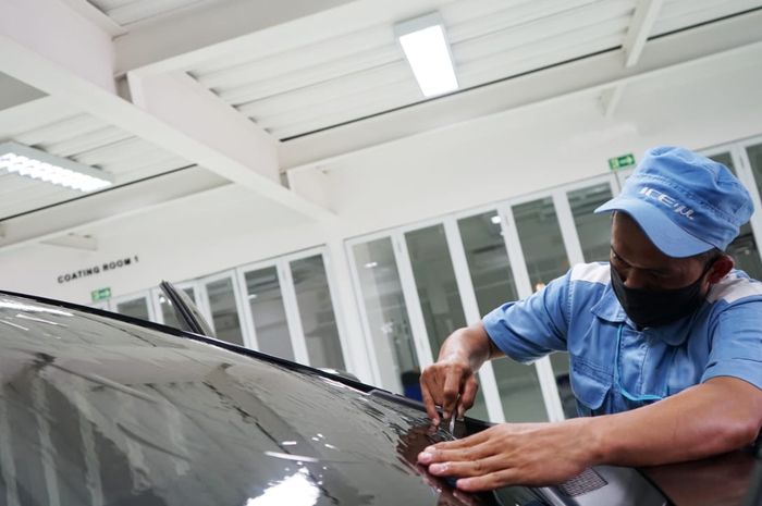 Ilustrasi pemasangan kaca film ICE-&micro;