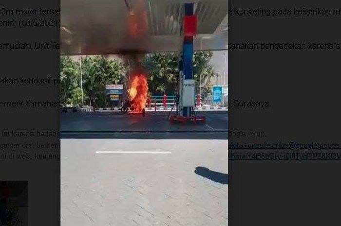 Yamaha Scorpio terbakar habis di SPBU Jl Dr. Moestopo, Gubeng, Surabaya, Jawa Timur