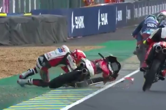Andi Gilang harus kembali alami high side crash di sesi FP3 Moto3 Prancis 2021 (15/5)