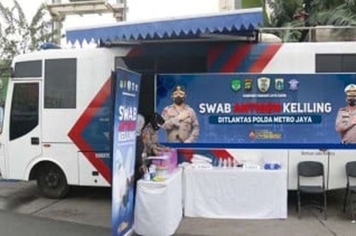 Ilustrasi. Swab antigen keliling