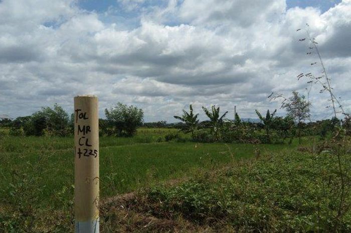 Salah satu patok di salah satu desa dlam proyek Tol Yogyakarta-Solo 