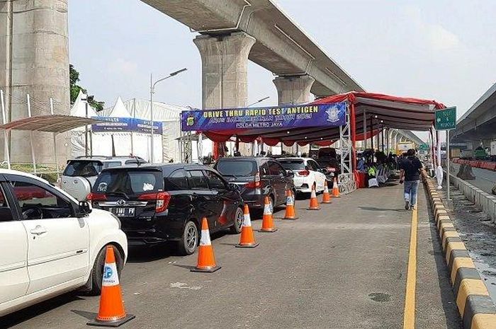 Lokasi drive thru rapid tes antigen di KM 34B Cibatu, ruas tol Jakarta-Cikampek