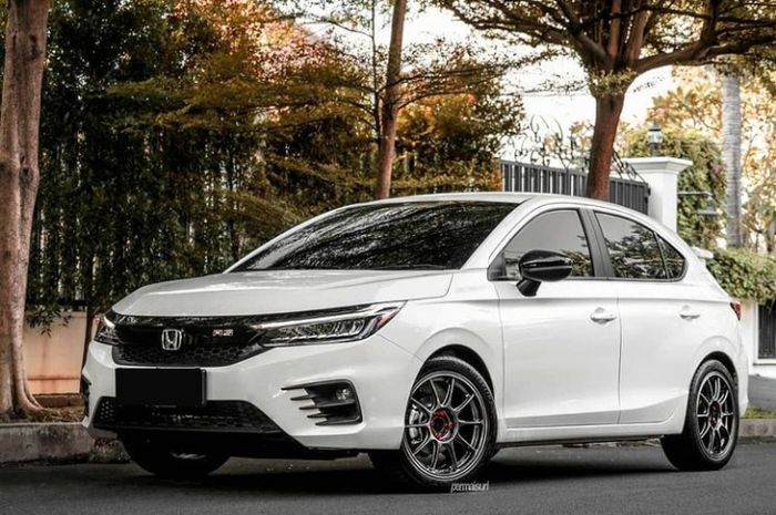 Modifikasi Honda City Hatchback upgrade pelek pakai Weda Sport