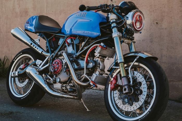 Ducati Sport Classic 1000 cafe racer