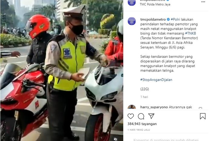 Rombongan Ducati ditilang polisi di Jalan Asi Afrika Senanyan, Jakarta Pusat, Minggu (6/6/2021).