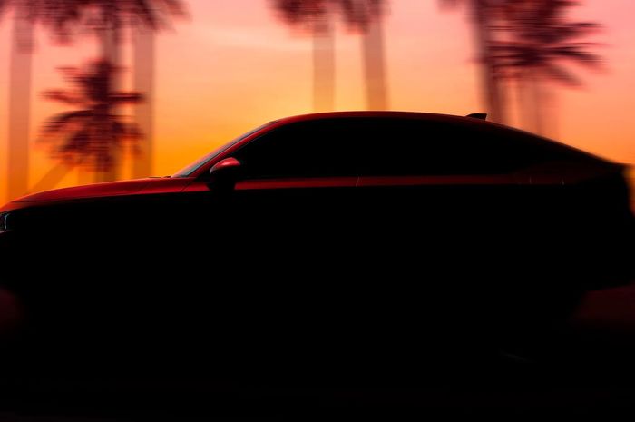 Siluet teaser tampilan Honda Civic Hatchback terbaru.