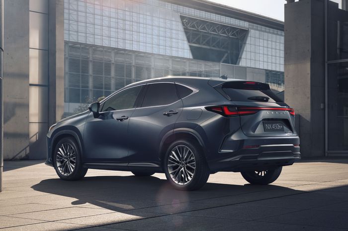 Lexus NX 450h+