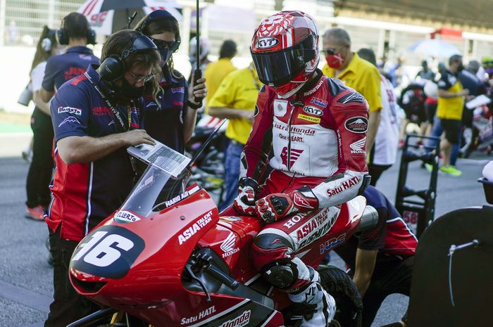 Mario Aji tak ingin ada ujaran kebencian yang bersifat kematian kepada Daniel Munoz yang menabraknya di CEV Moto3 Catalunya 2021. 