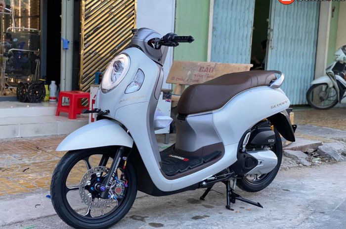 Modifikasi All New Honda Scoopy 2021