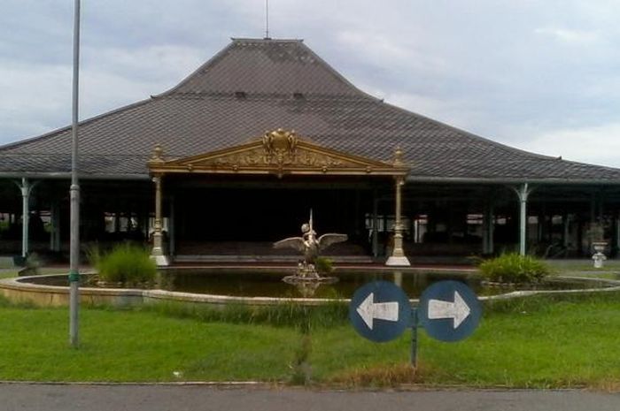 Pura Mangkunegaran. Isi Perjanjian Salatiga kembali membagi kekuasaan wilayah Mataram.