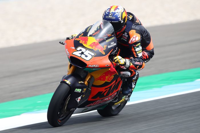Raul Fernandez berhasil melakukan comeback untuk merebut kemenangan di Moto2 Belanda 2021.