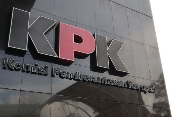 Logo Komisi Pemberantasan Korupsi (KPK) di Gedung KPK