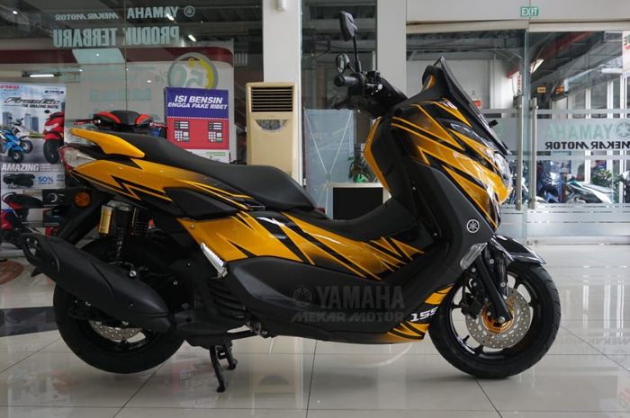 All New Yamaha NMAX Custom Warna di dealer resmi Yamaha Harapa Motor, Depok, Jawa Barat.