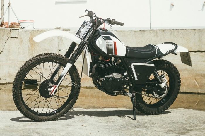 Honda XL500 scrambler 