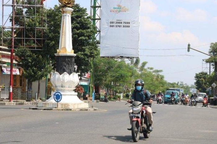 Ilustrasi lalu lintas di Kabupaten Banjarnegara, Jawa Tengah