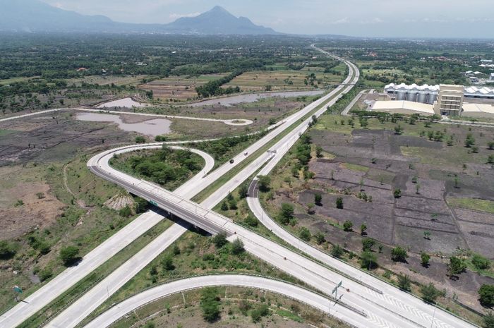 dukung pertumbuhan ekonomi wilayah Jawa Timur, Jalan Tol Gempol - Pasuruan terhubung langsung dengan Kawasan Industri PIER.