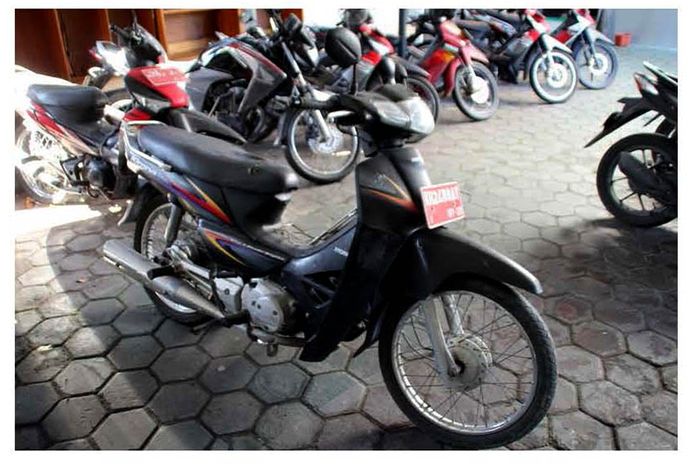 Honda Kirana 125 eks kantor Badan Pusat Statistik Kalimantan Tengah dilelang Rp 2,2 juta