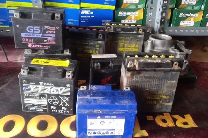 Ilustrasi aki bekas motor