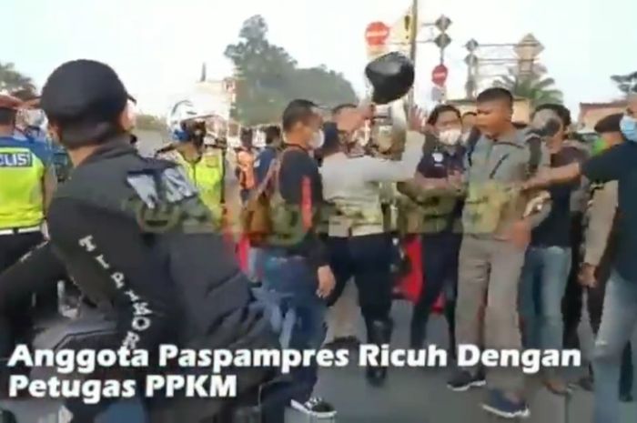 Viral di media sosial, anggota Paspamres yang ricuh dengan petugas PPKM Darurat