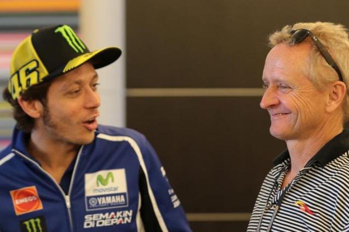 Kevin Schwantz mempertanyakan kapan Valentino Rossi pensiun.