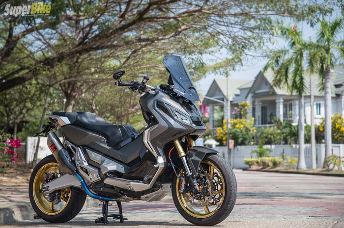 Honda X Adv Jadi Racing Banget Pasang Pelek Oz Knalpot Akrapovic Gridoto Com