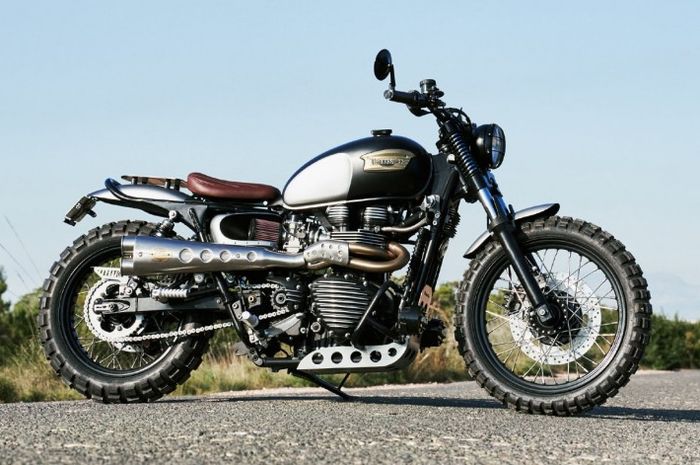 Triumph Bonneville T100 scrambler 