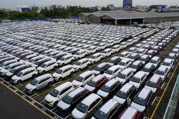 (ilustrasi) Penjualan mobil Astra Daihatsu