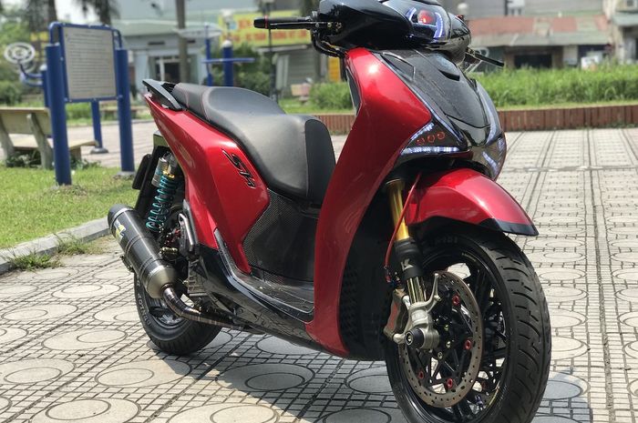 Modifikasi sangar Honda SH150i 