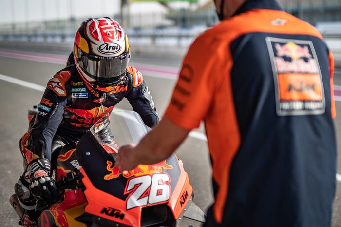 Dani Pedrosa balapan lagi